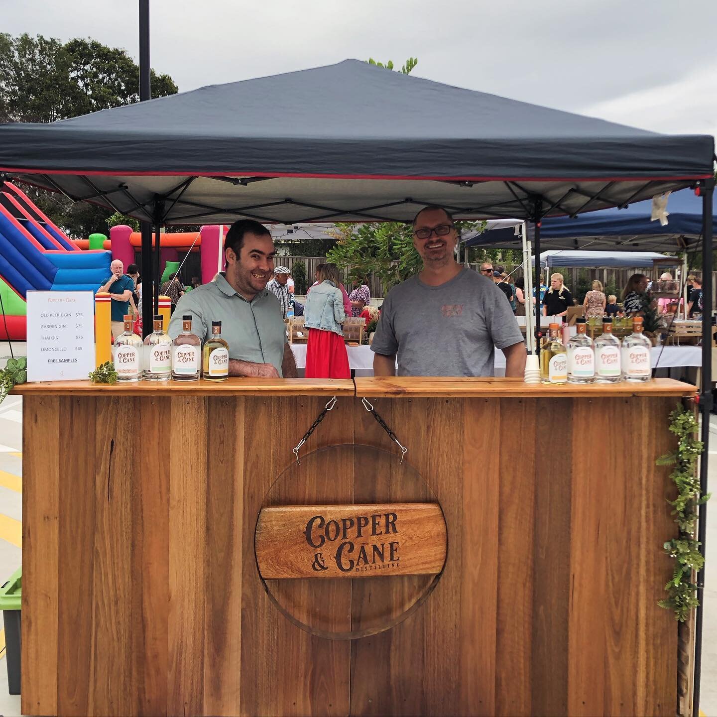 We are excited to announce that we are back in action 🥃🙌🏼🎉!! 
Come visit us tonight at the Project Salubrious&rsquo; Twilight Markets (143 Rowley Rd, Burpengary)