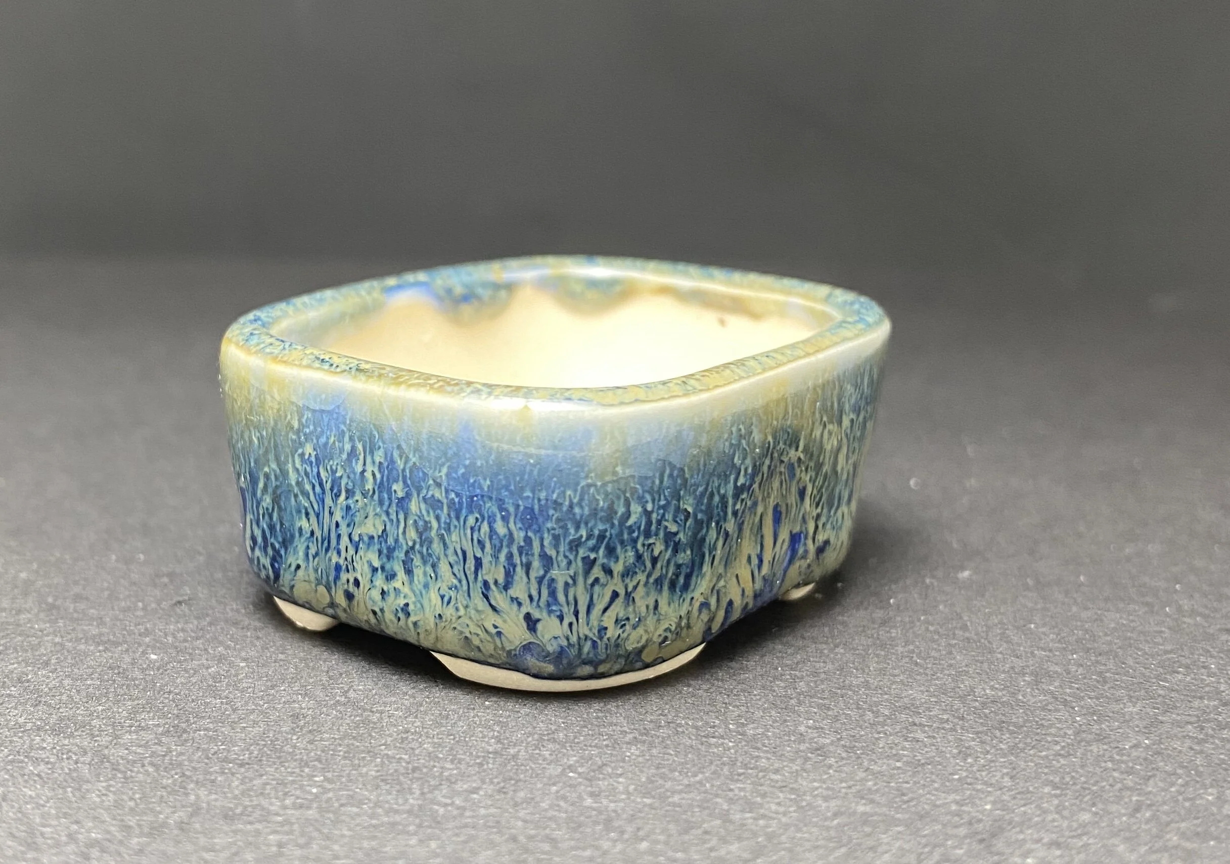 A835988D-F361-476A-BB11-F43D3FFBD31D