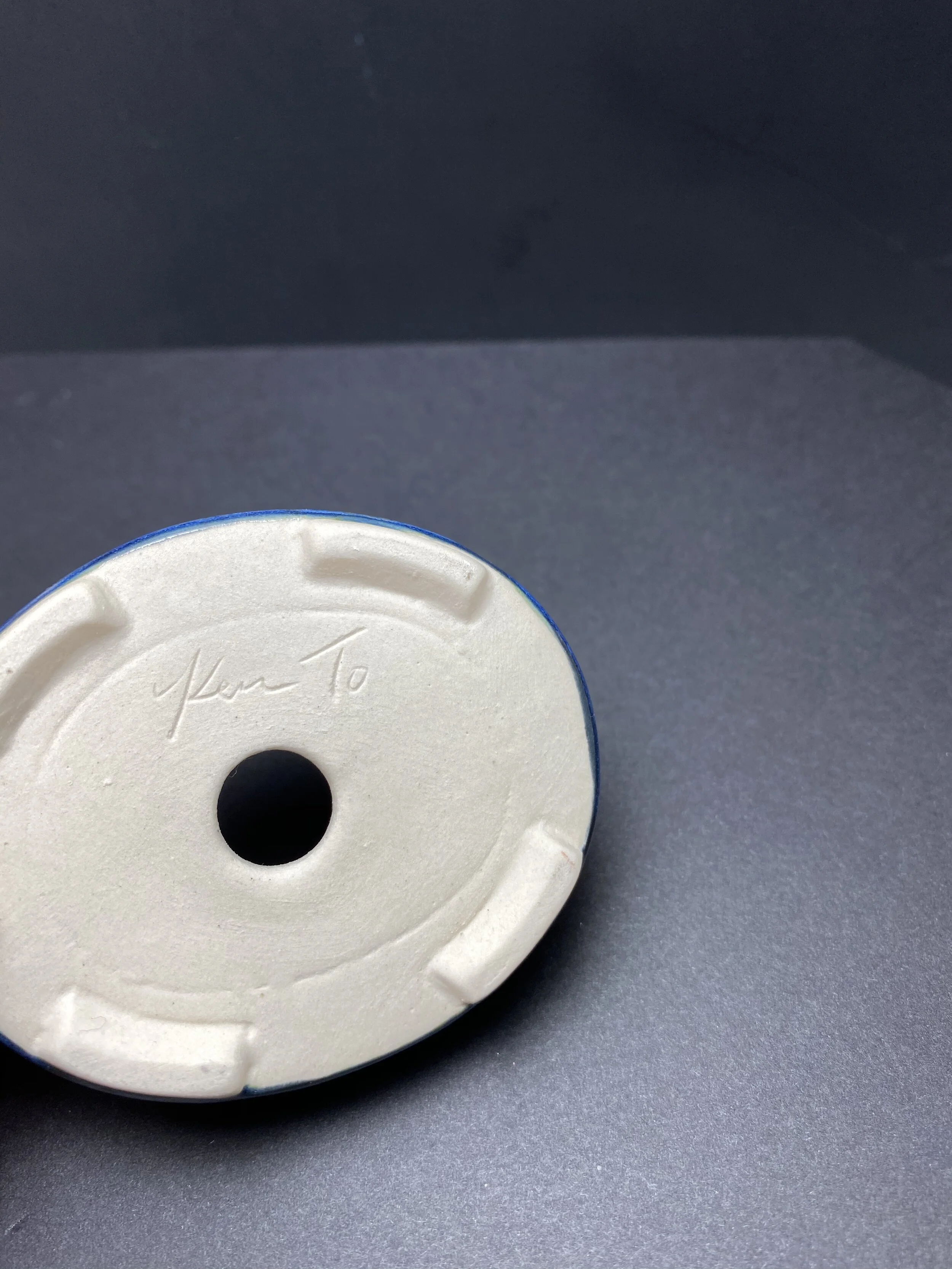 D6BAB656-8184-4015-96D3-E017C8012065