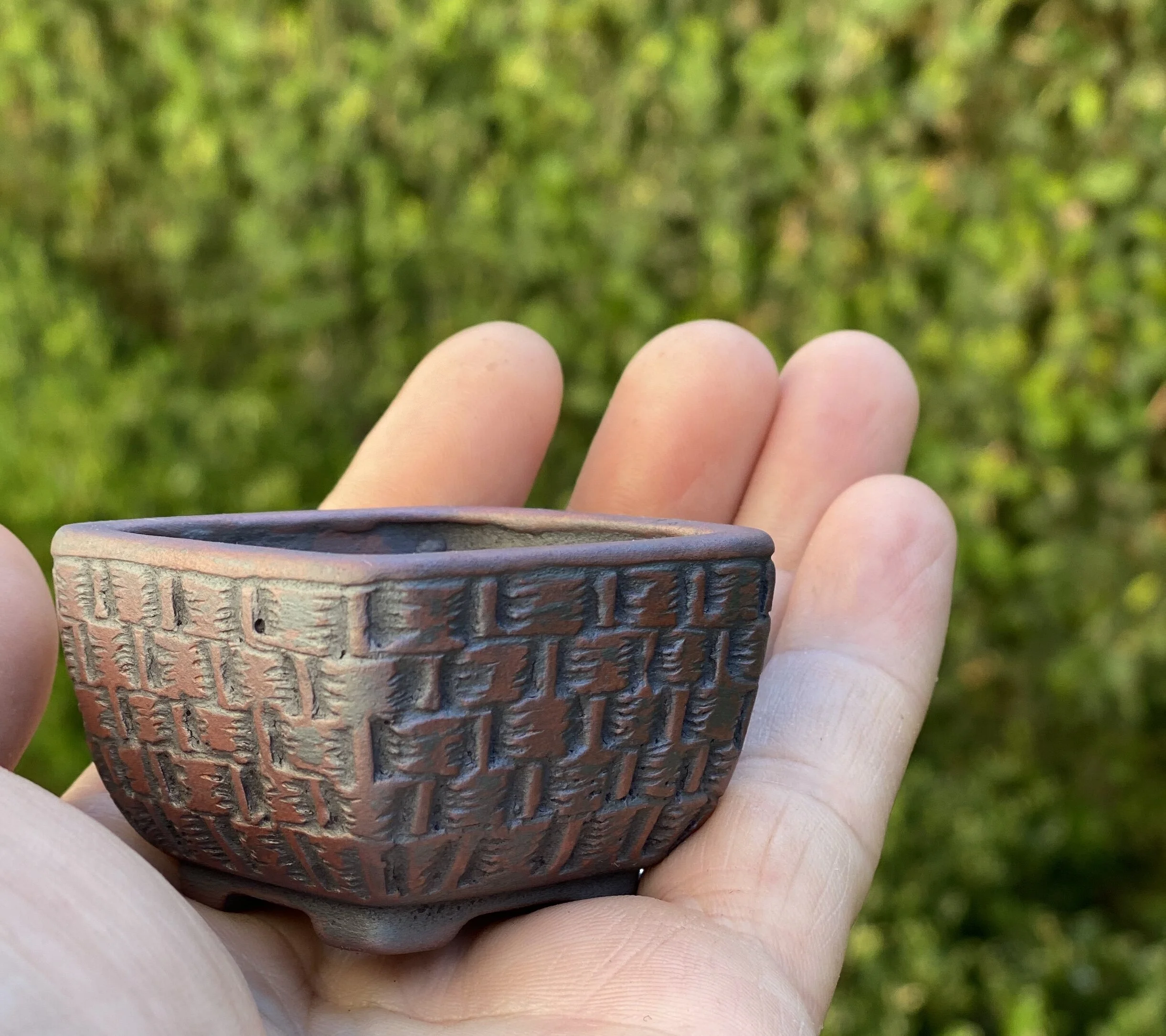 04BF3C62-C140-4649-9BC9-4A3A8AEFF66B