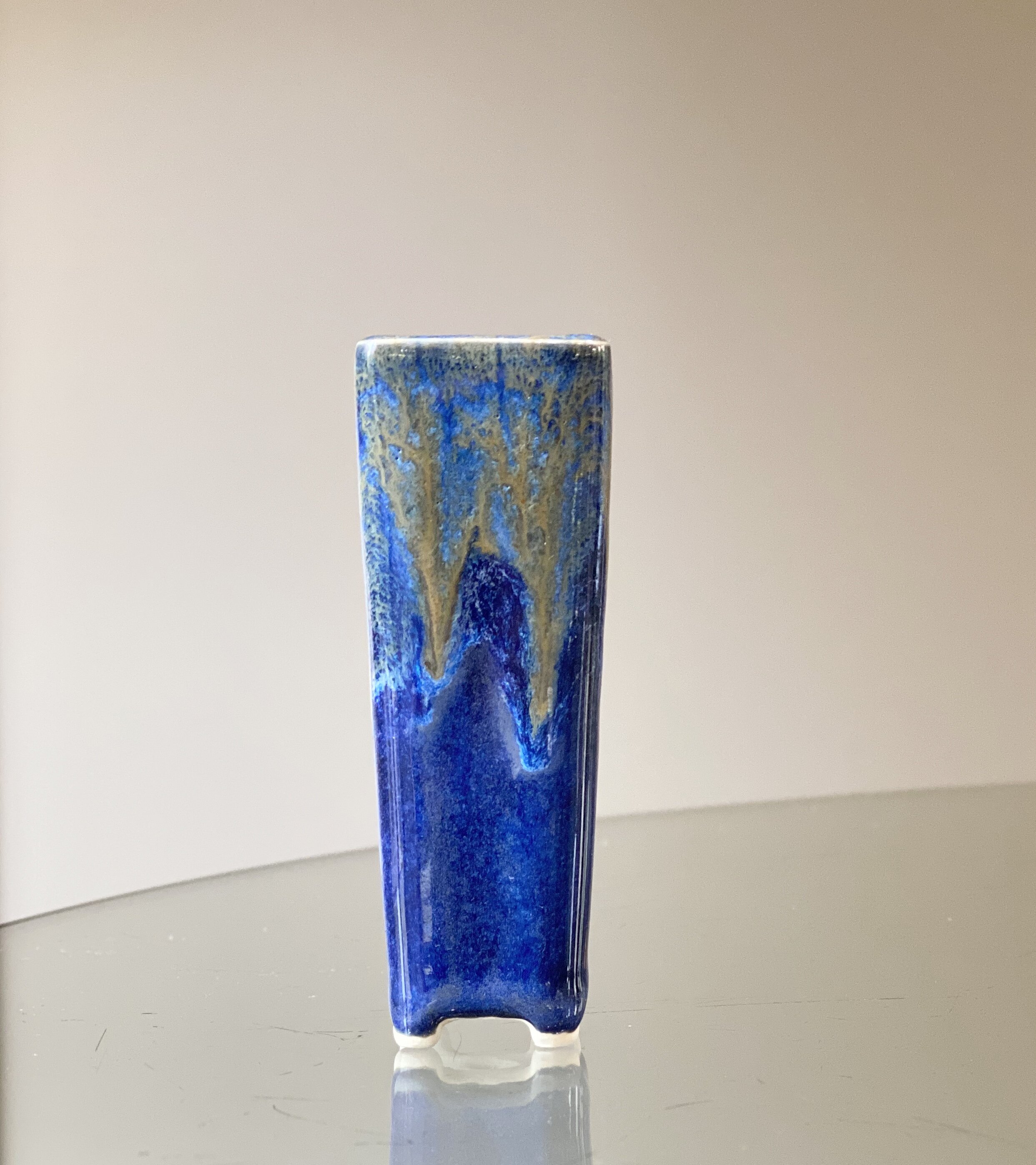 8B83F0E3-F9CA-4FC1-9492-A8CD4A235E6E