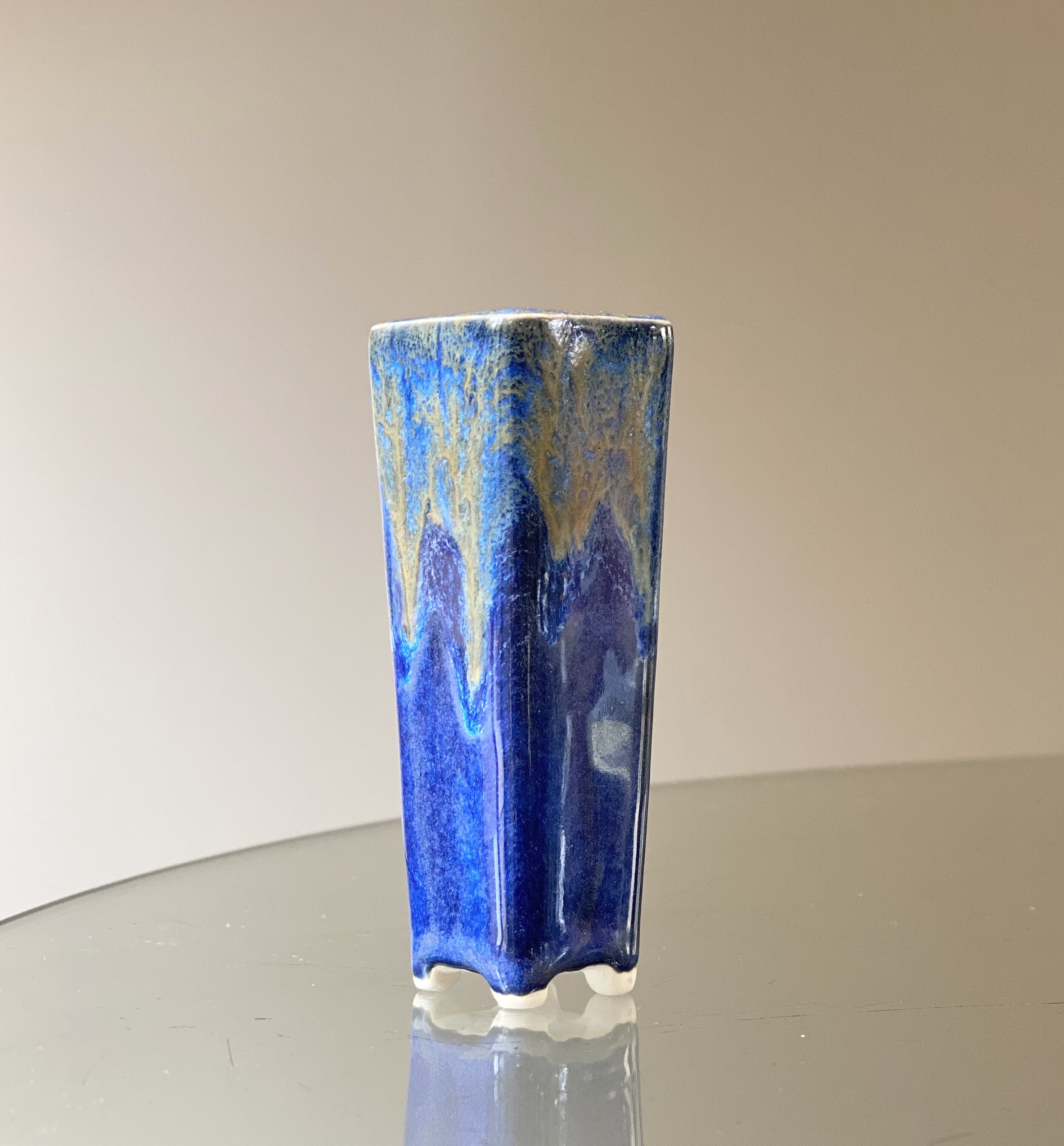 22EE62C7-1120-4D49-9A01-A3B8E4CB4B9F