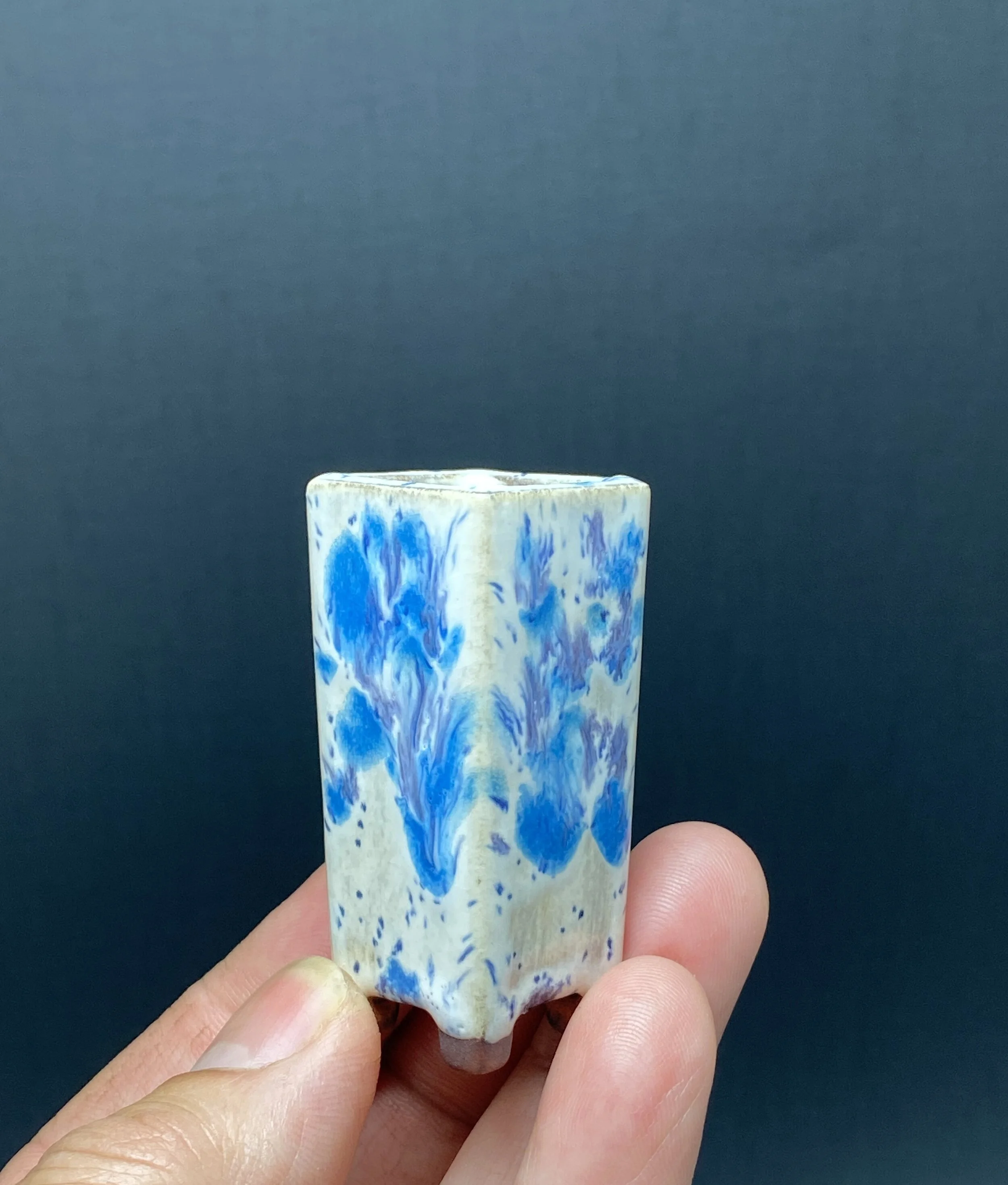 EF52008B-7751-4E26-B7D1-61C9C562ABA5