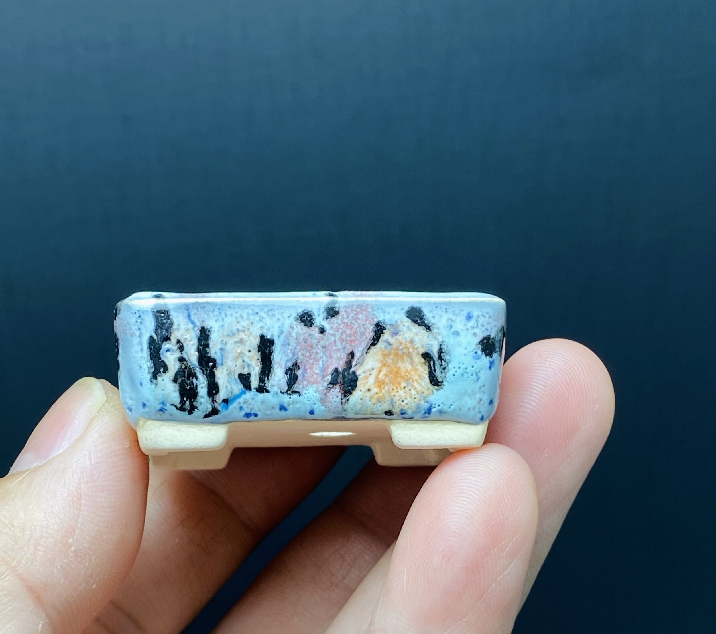 6847BE40-6F4D-4712-B05C-138D6FFE8588