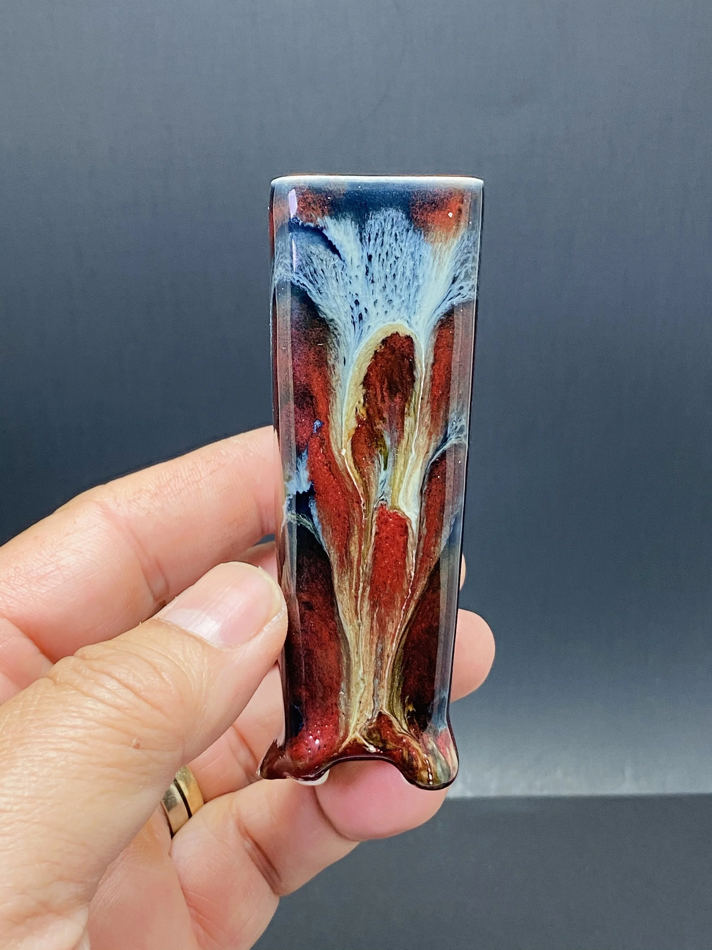 1421F482-16E2-4BEC-B721-952FA44710BD