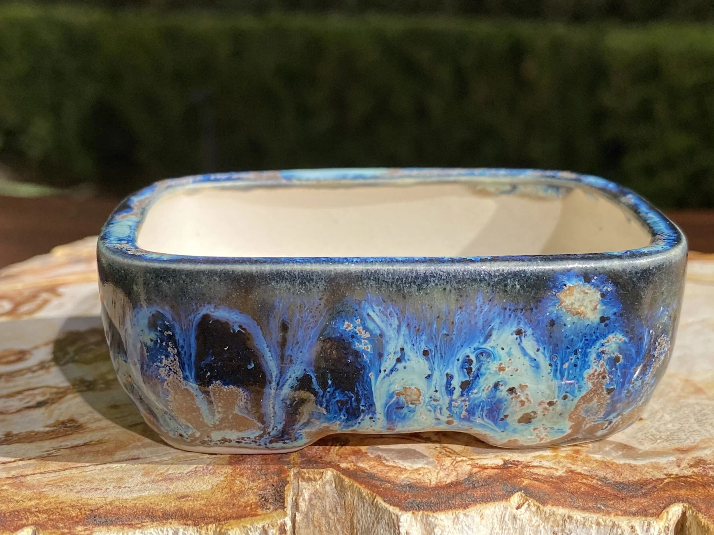 90656C6D-F5D6-4C19-9267-A803314827E5