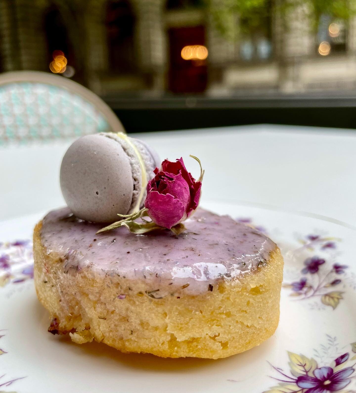 Who fell in love with our Tasmanian and Lavender tea cake? 
💜Tag a friend who needs to try this.