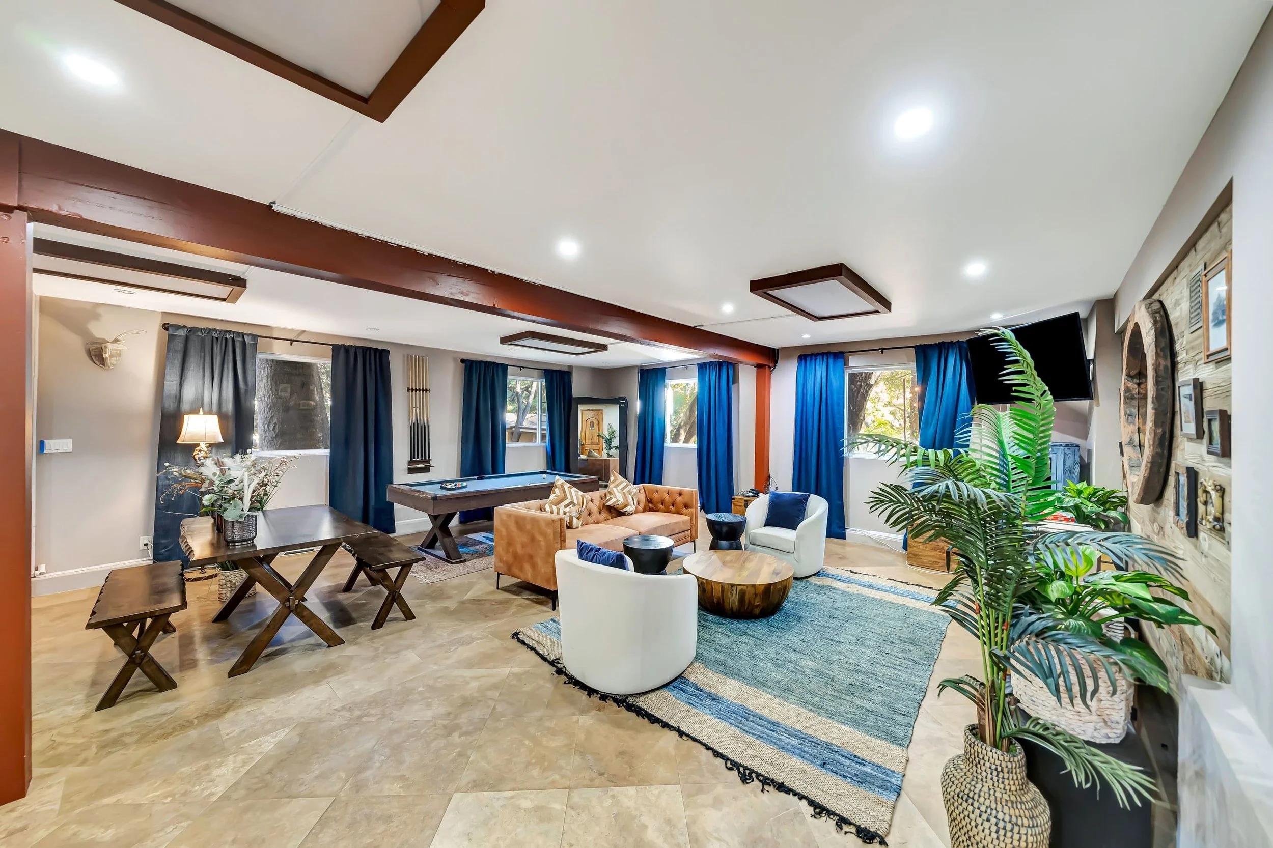 Agoura Hills corporate meeting space