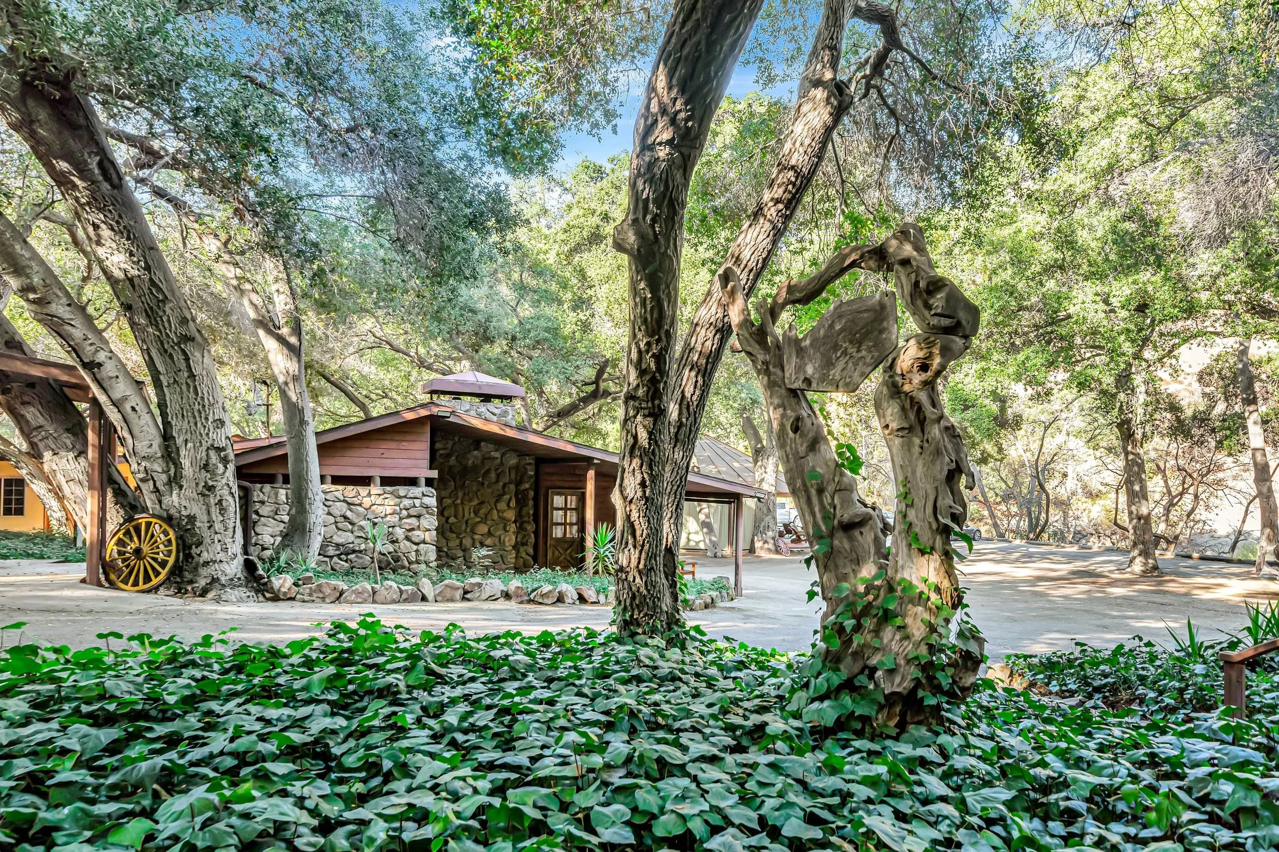 Agoura Hills private estate