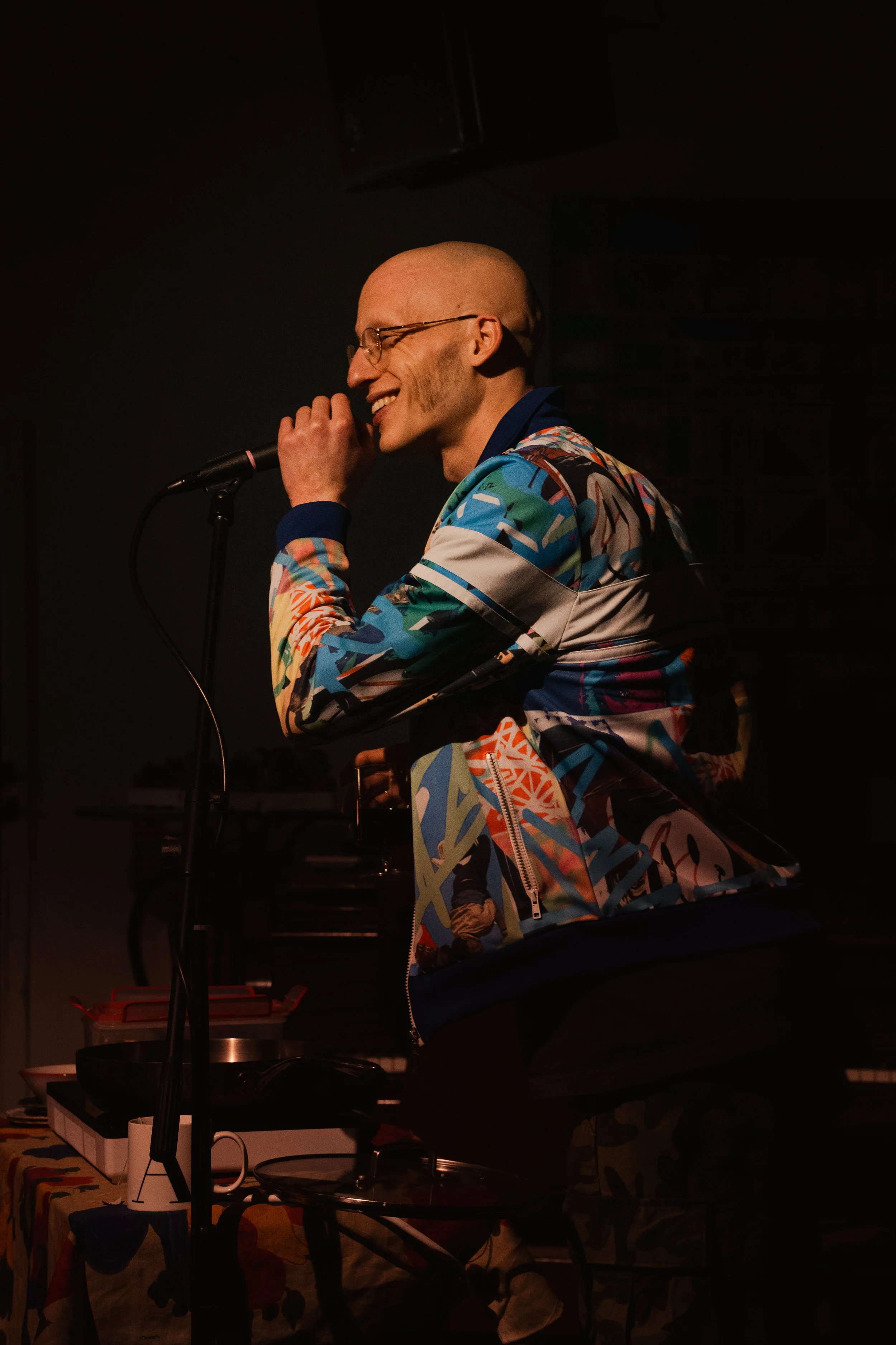 ELIJAH AND THE MANNERS 