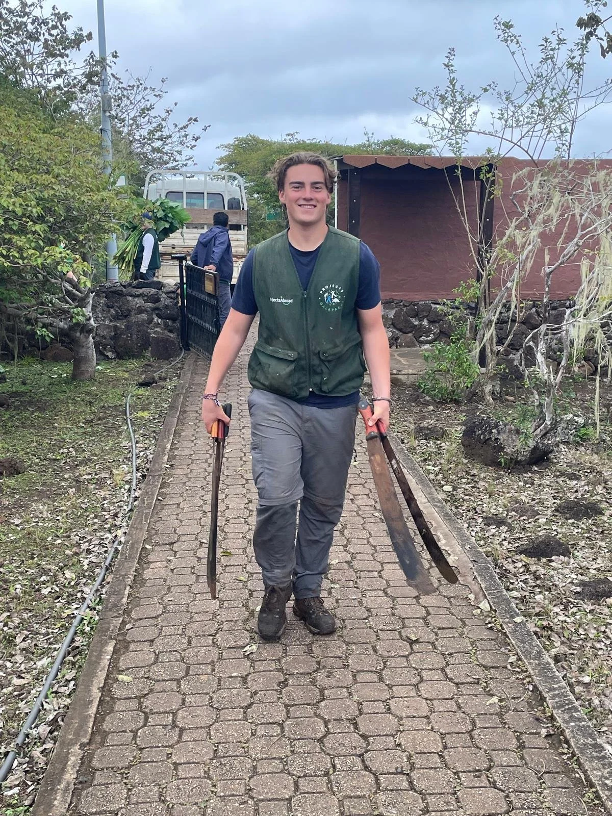 WhatsApp Image 2025-10-08 at 11.05.48 (10).jpeg