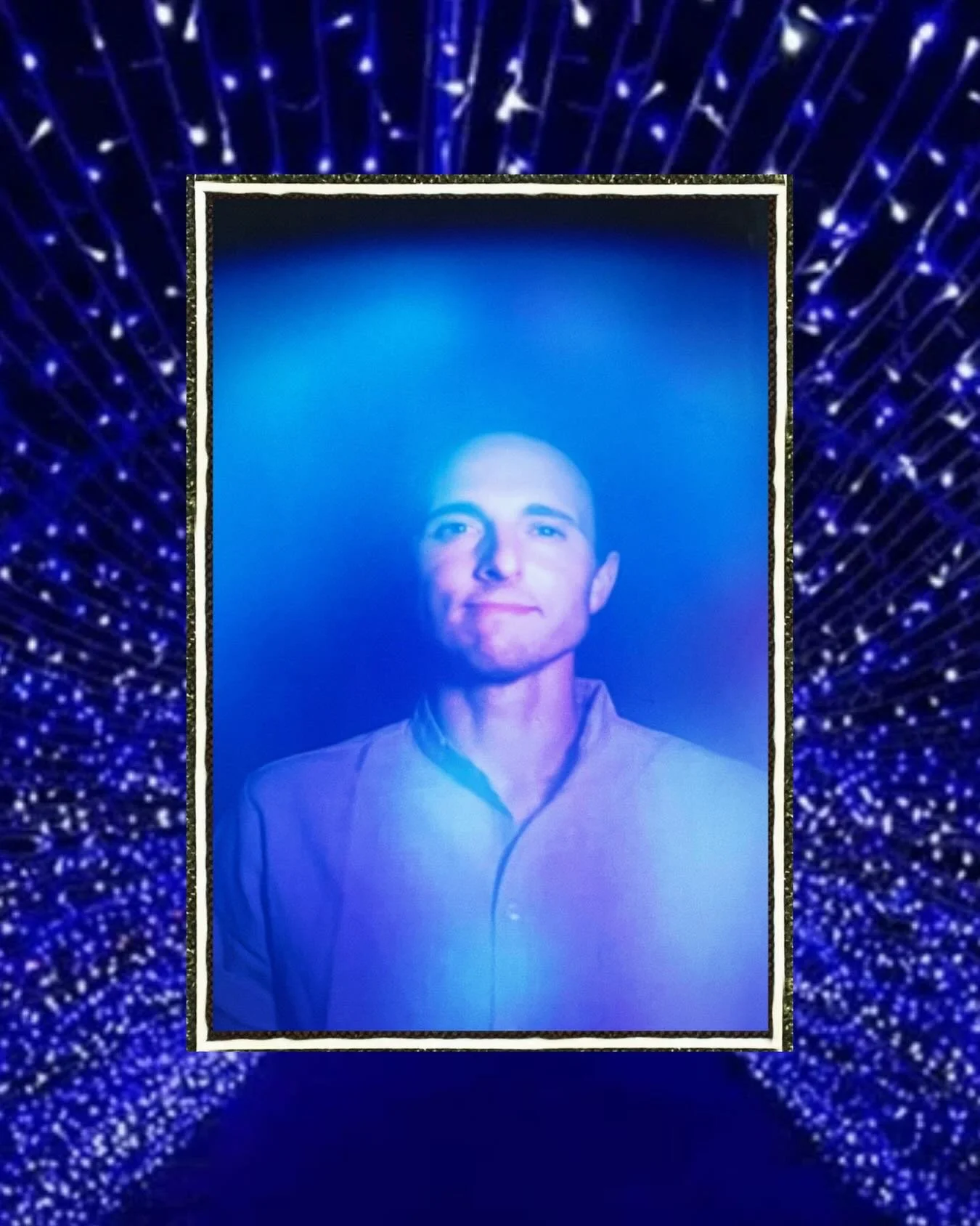 Glowing a little brighter tonight ✨ surrounded by this beautiful blue aura that feels calm, grounded, and full of light. As Hanukkah comes to a close, we wish all those who celebrate a wonderful holiday 💙