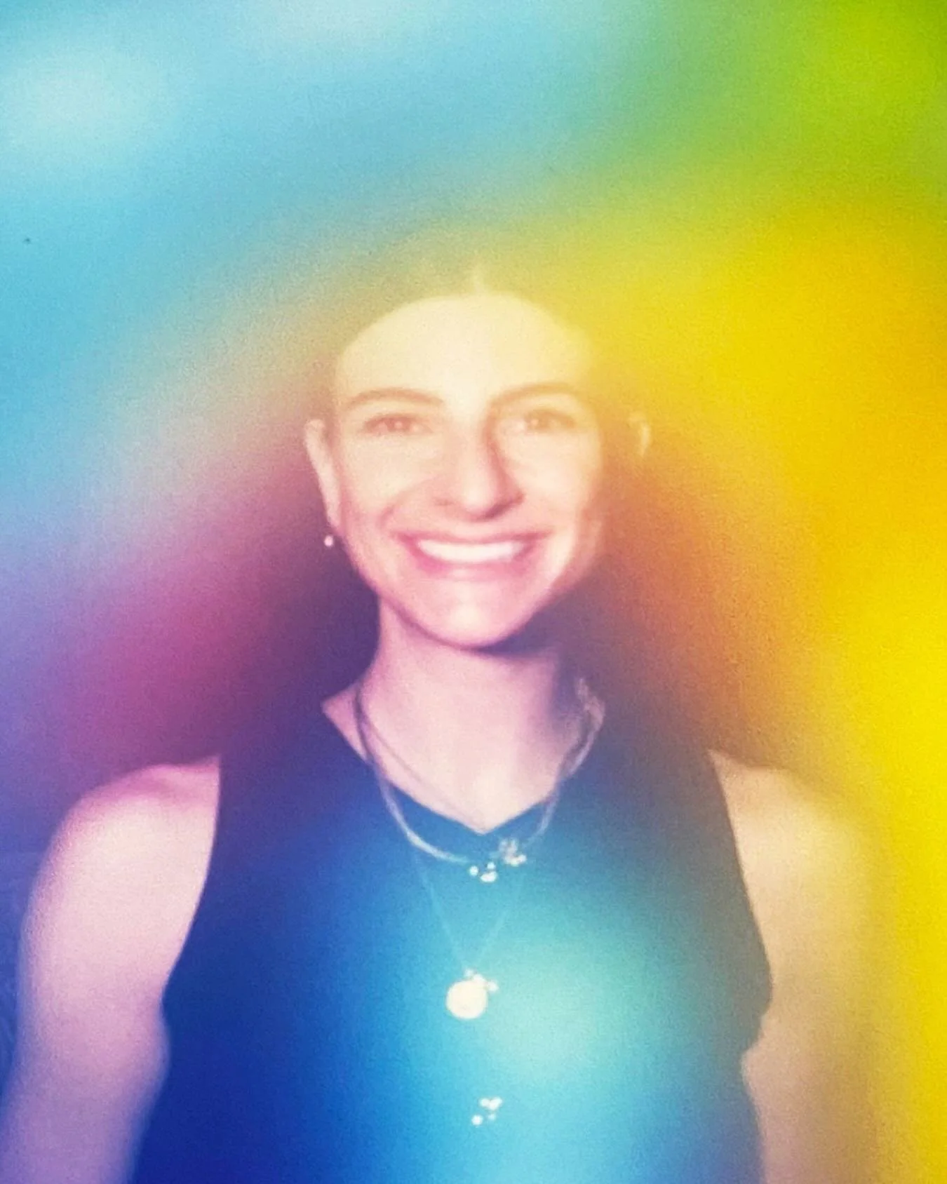 Radiating joy, balance, and vibrant energy 🌈✨
A rainbow aura like this reflects creativity, compassion, and a beautifully aligned spirit.

#RainbowAura #AuraPhotography #AuraReading #EnergyHealing #HighVibes #ChakraAlignment #SpiritualGlow #LightEne