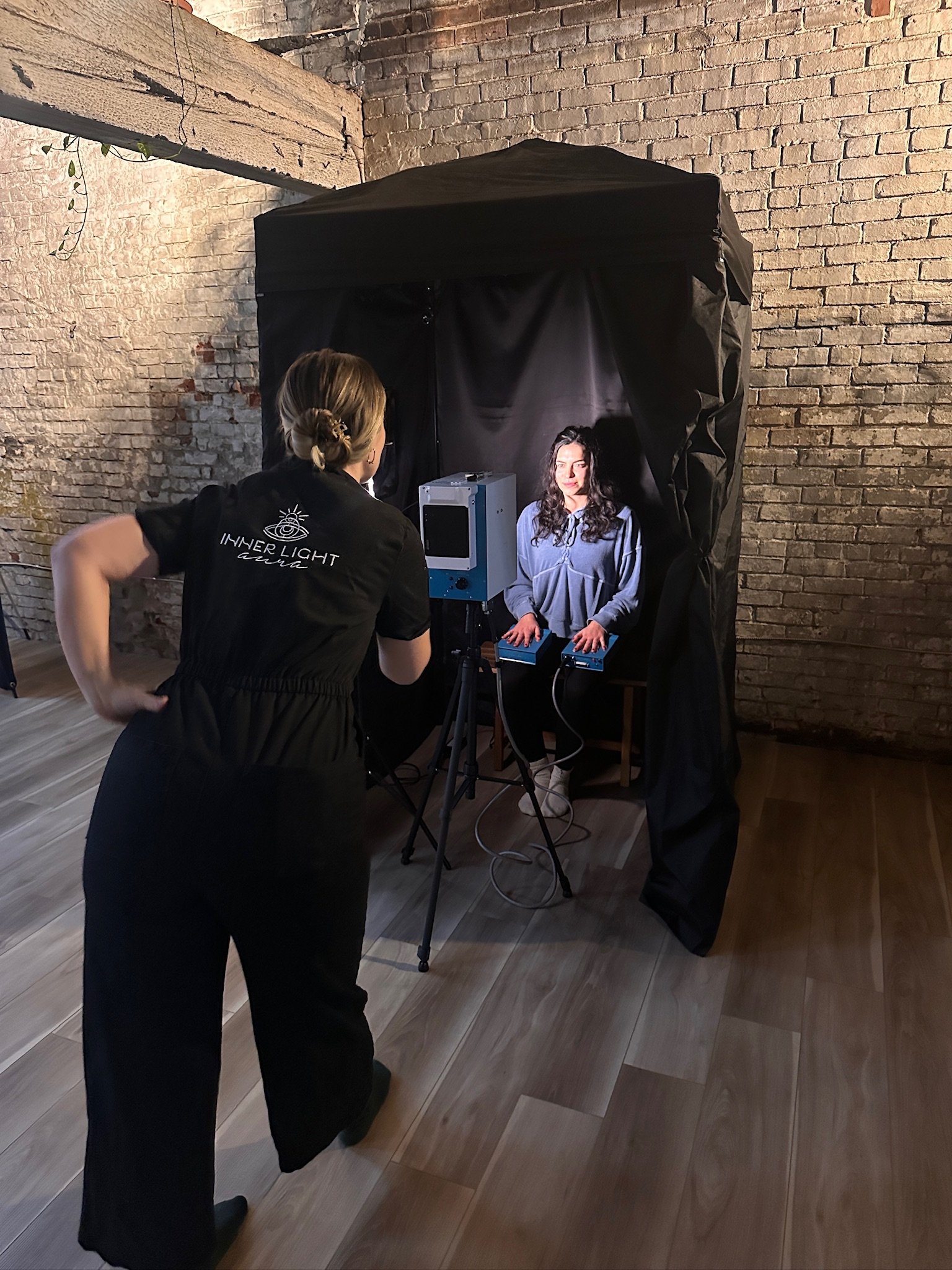 Etsy employee aura portrait at corporate team-building event by Inner Light Aura