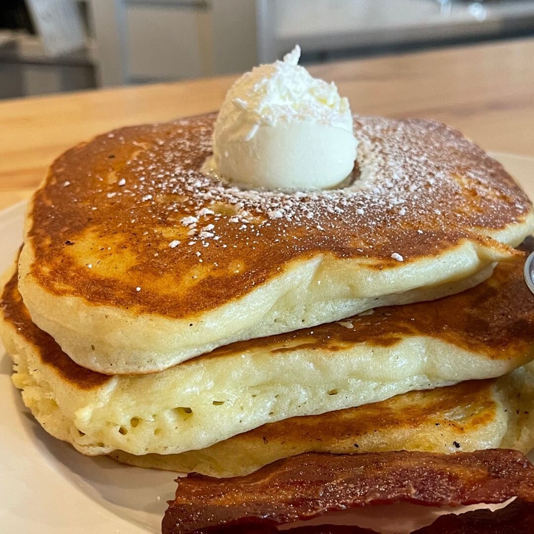 We&rsquo;re enjoying the fluffiest pancakes. It&rsquo;s like we&rsquo;re on Cloud 9. 🌥️ 🥞