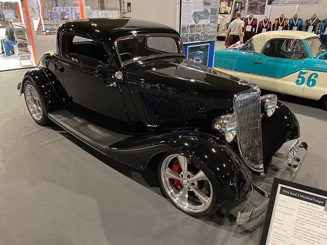 It was great to see Pete Moore’s 1934 Ford 3 window coupe on the Aurora Bearings stand @autosport_international show. We built a custom chassis using stock style frame rails, but with mounts for Vauxhall/Holden VXR8 rear differential, custom stainles
