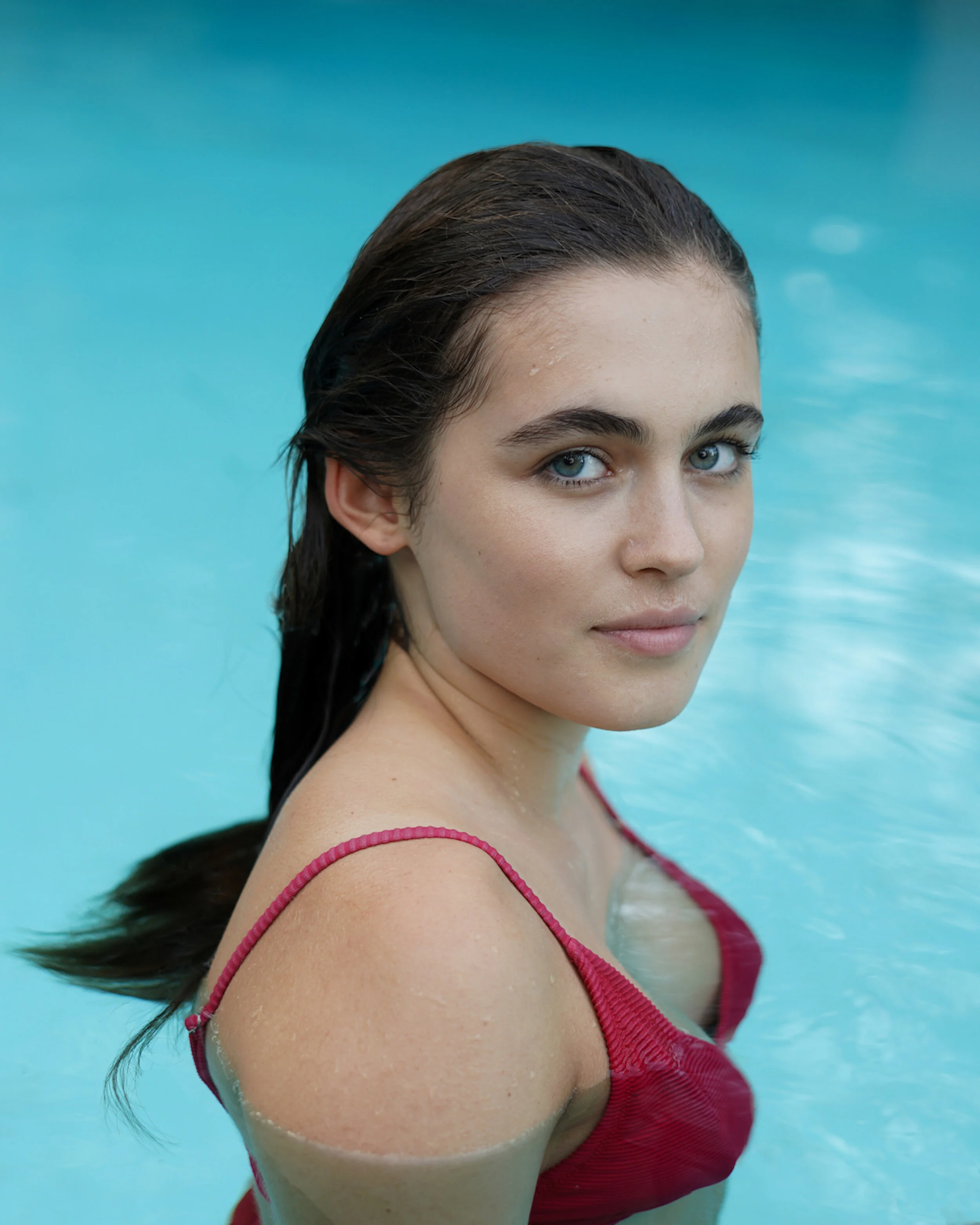 dahliaportraitpool.jpg