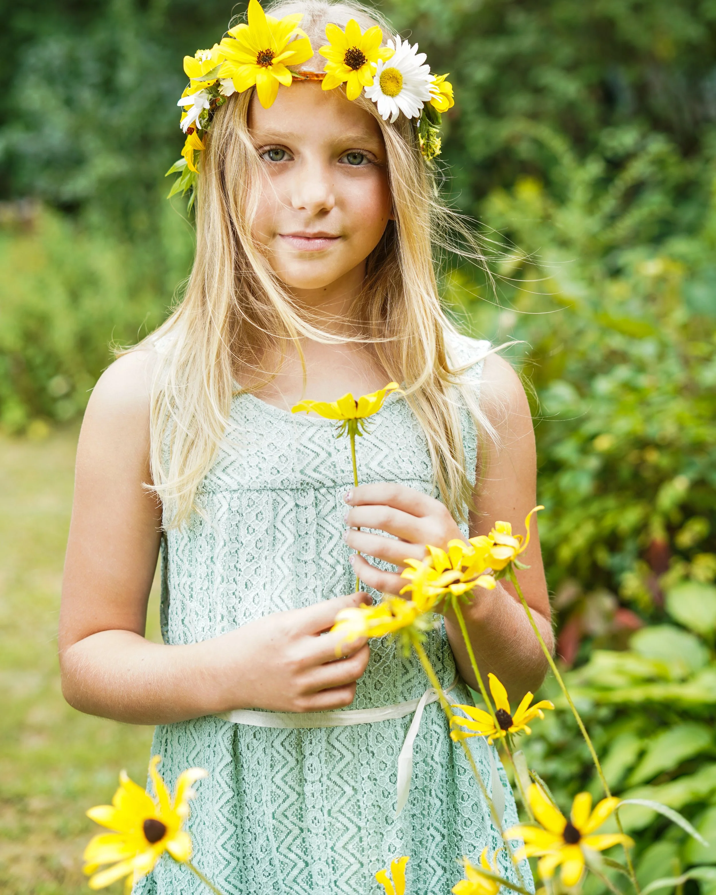 hannahflwrcrown.jpg