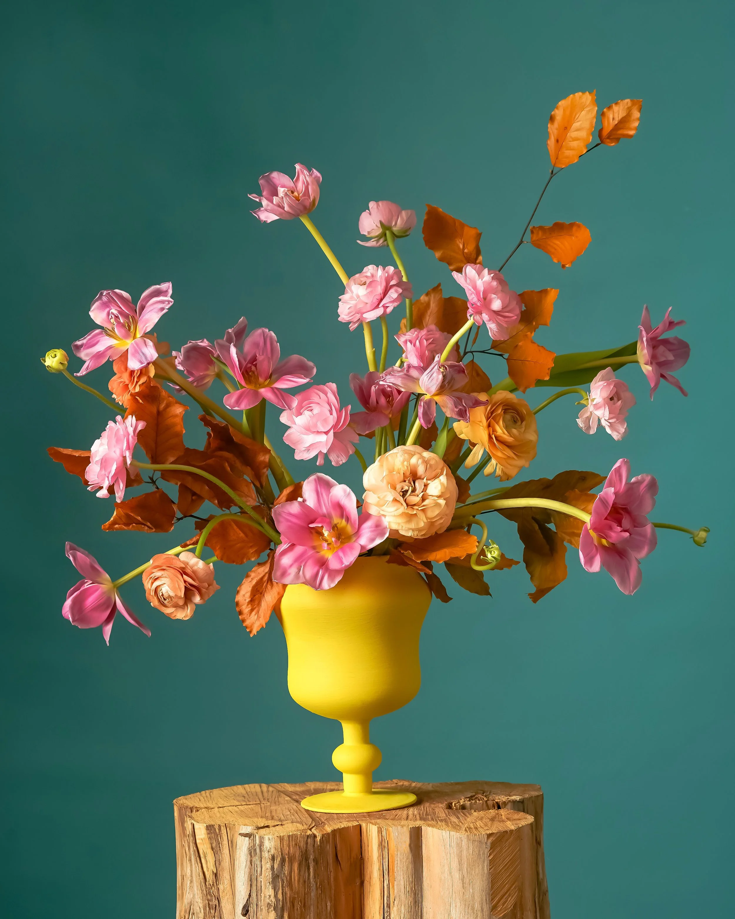 rannuncyellowvase-Edit.jpg
