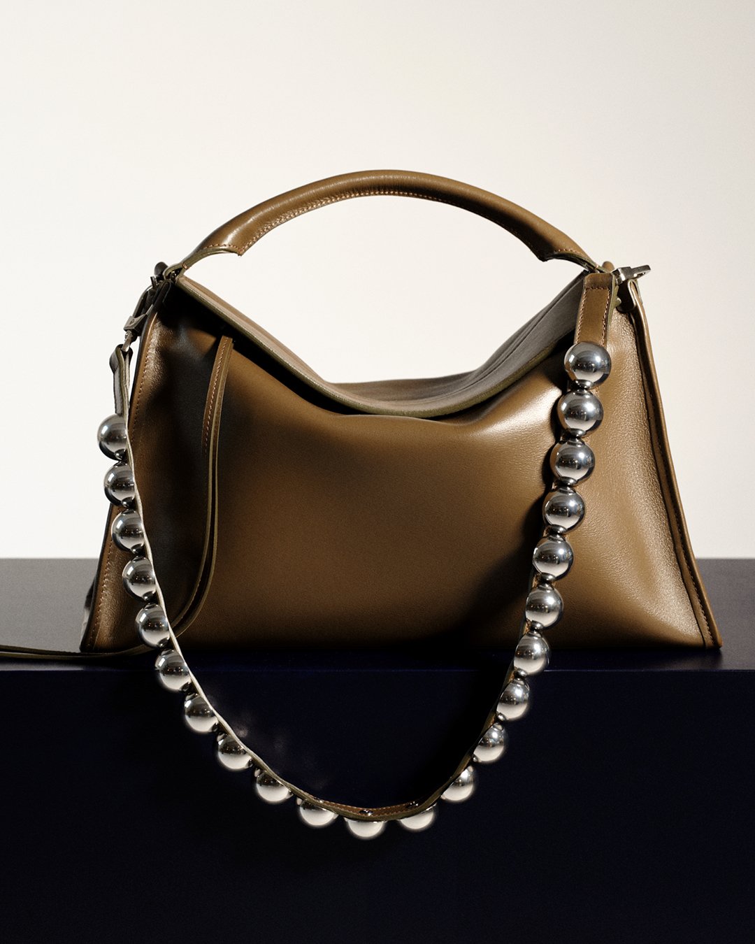 @laformela Spring/Summer 2026 seasonal mainline photographed by @mojmirbures @artspeak.agency

Model @elite_prague @barborabruskova 
Hair @mirka_mysicka @shuuemura_artofhair
Makeup @makeup_martinaroutkova @sephoraczechrepublic

#laformela #artspeakph