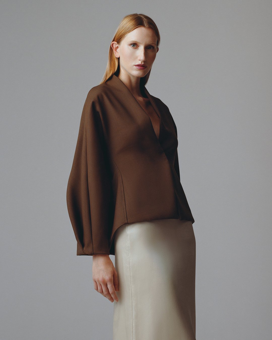 Design based on perfectly minimalistic silhouettes connecting feminine sensuality, sophistication and lightness. Collection lookbook created by for @danielapeskova in 2025. 

Photography @mojmirbures @artspeak.agency
Assistant of photographer @zofieh