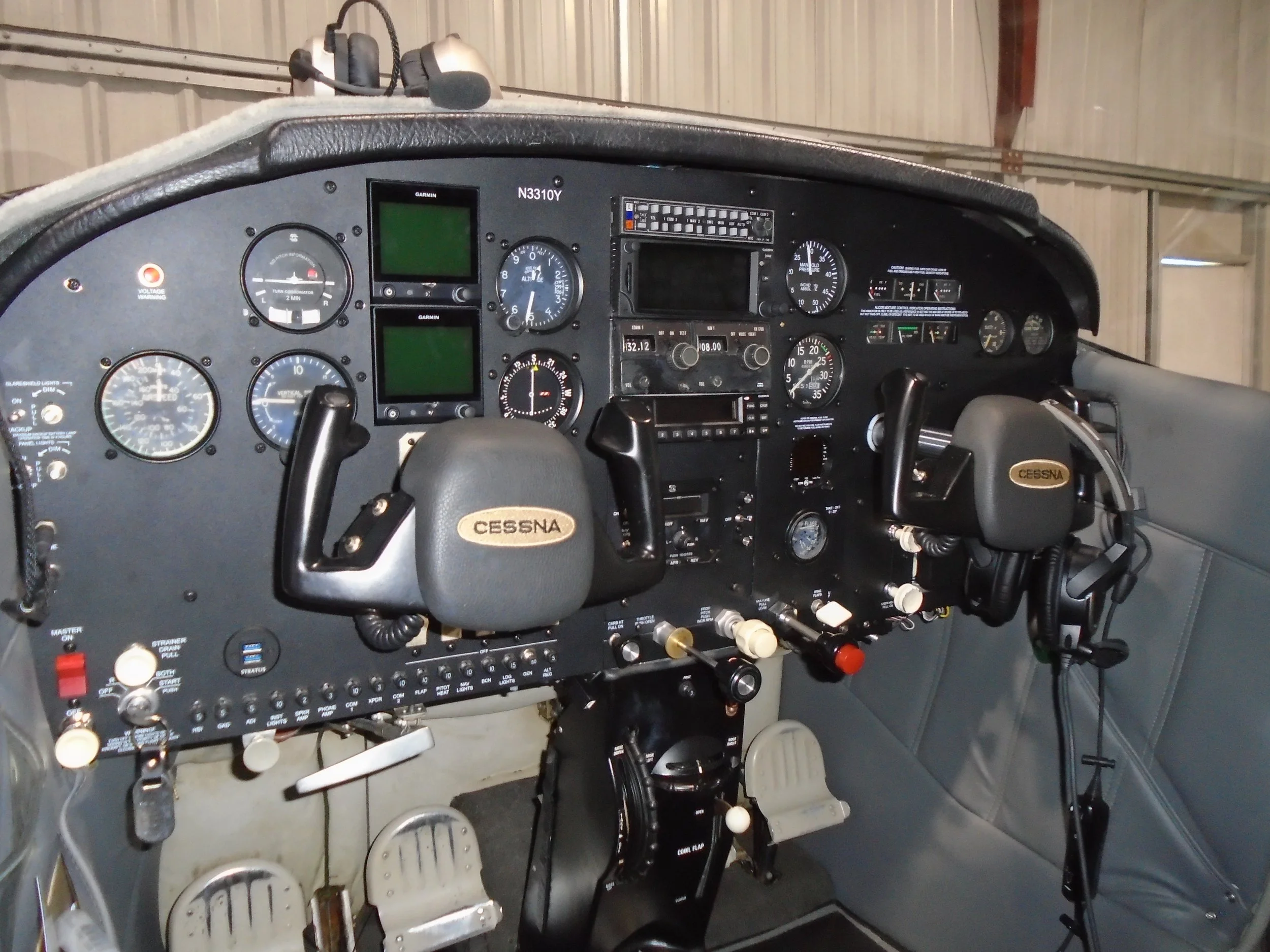 Cessna 182 Dual G5s and new panel