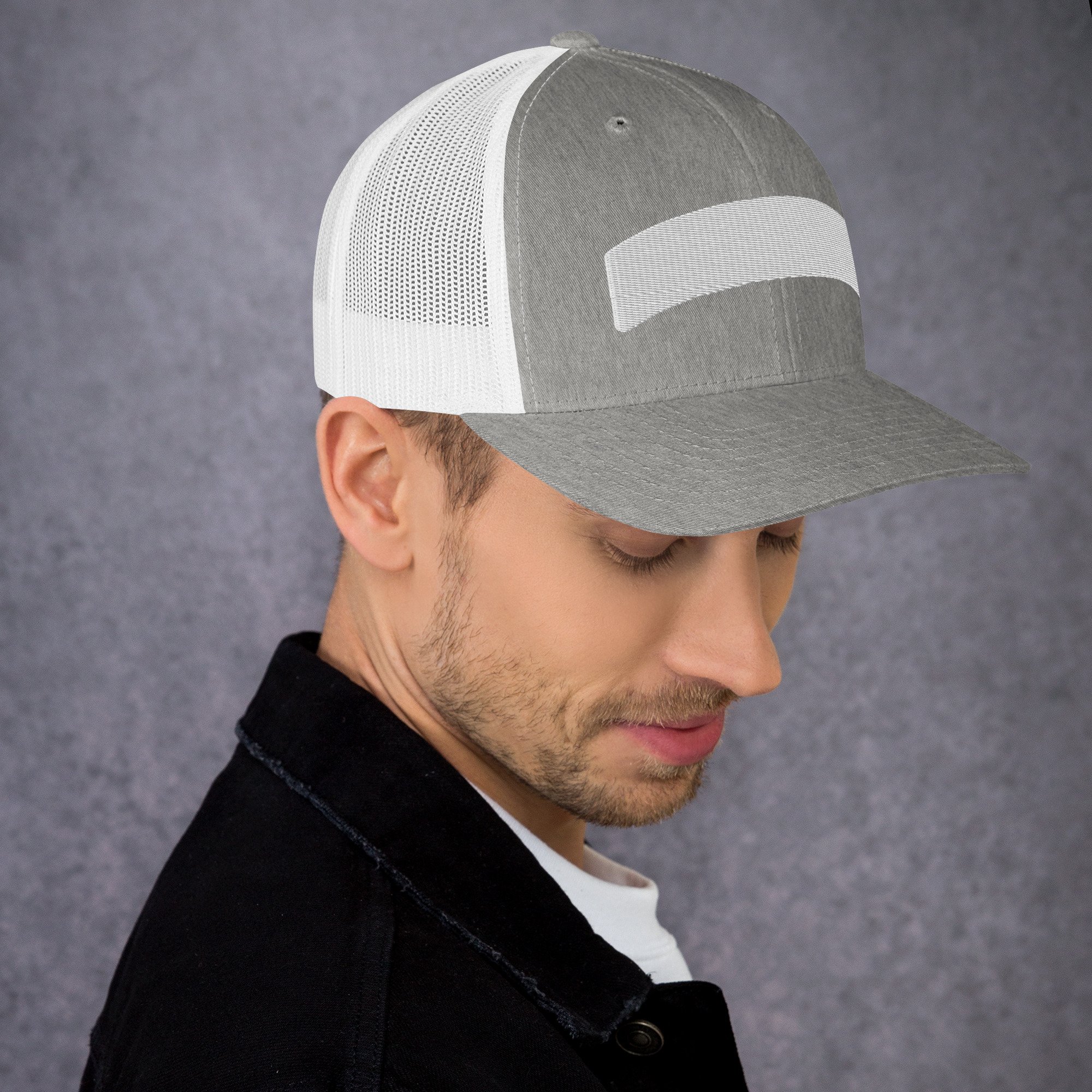 retro-trucker-hat-heather-grey-white-right-6a31aef2c9163.jpg