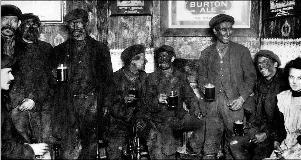 Arigna Irish pub image cropped to 67h x 127w.JPG