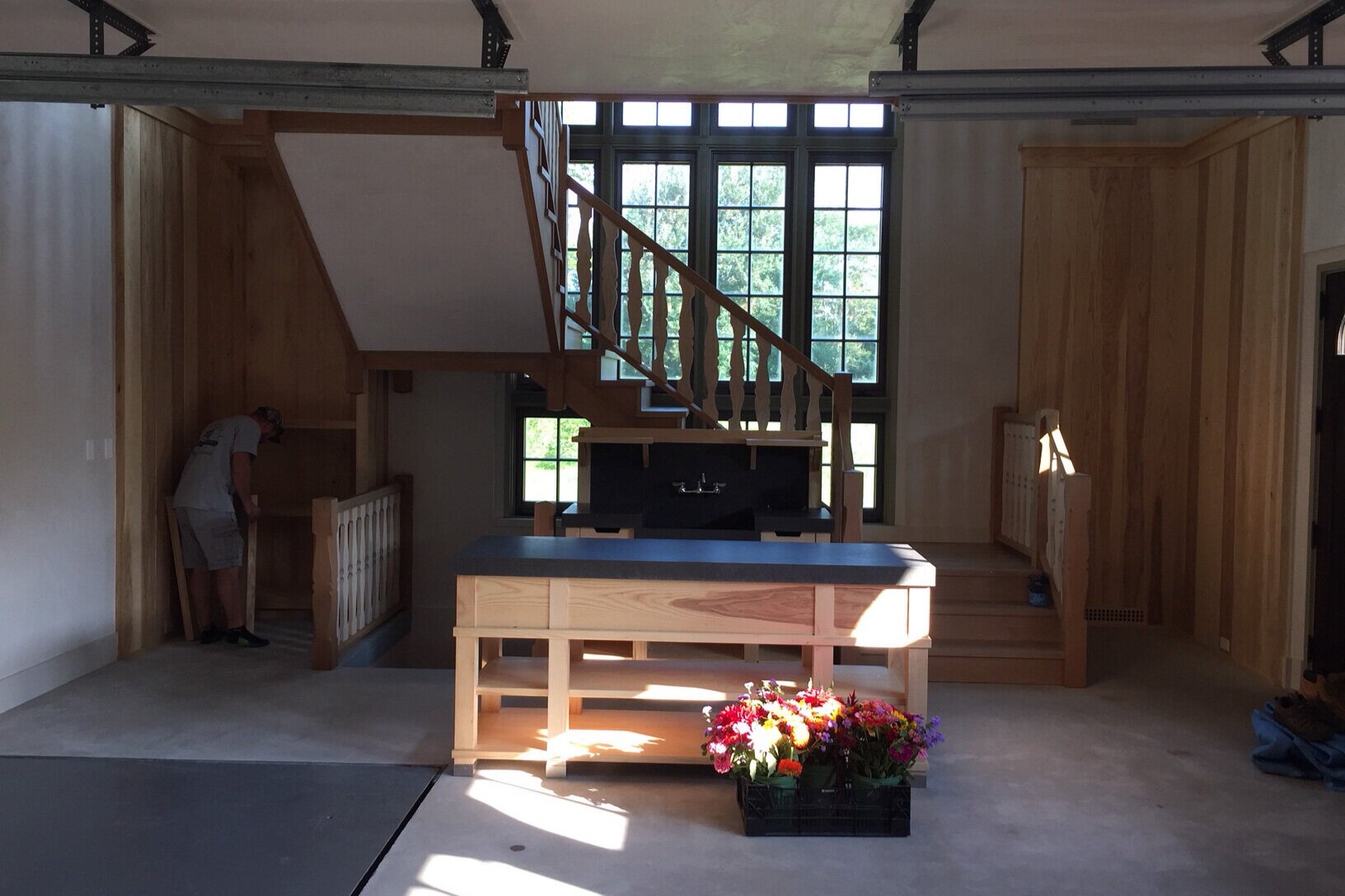 interior | potting station on ground floor centered on the staircase