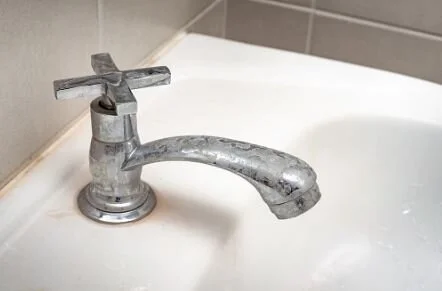 How to Remove Hard Water Stains