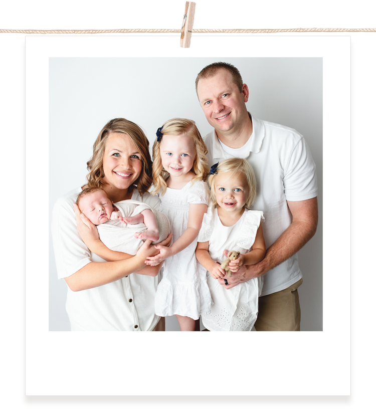 newborn and family photographer in utah