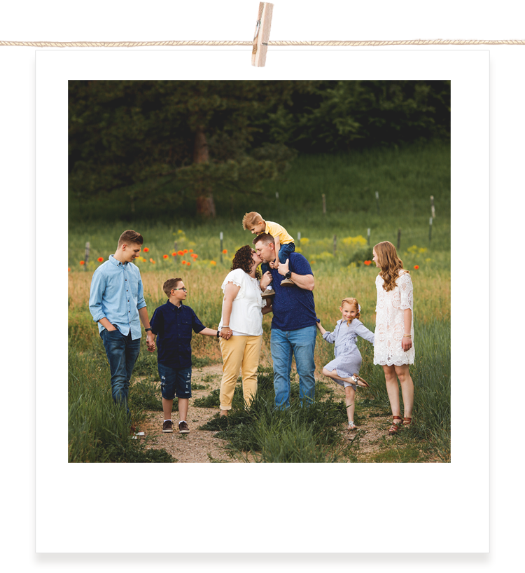 poppy fields family session.png
