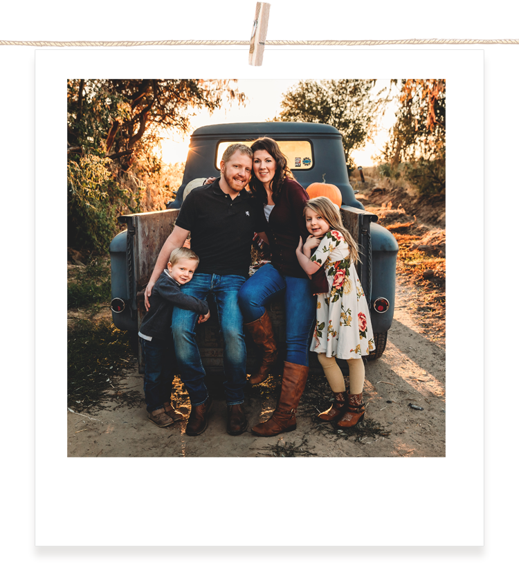 sunset truck family photos.png