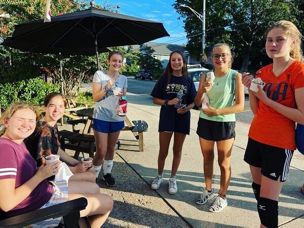 We had an awesome first day of classes! After our fall sports practices, students went out for ice cream!

#ChestertonAcademyofAnnapolis #CAA #ChestertonSchoolsNetwork #Annapolis #Catholic #HighSchool