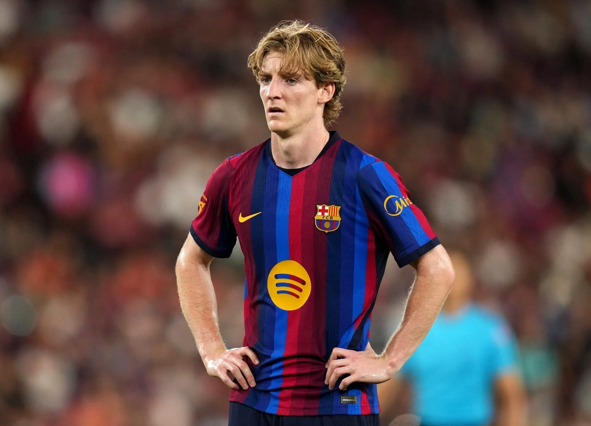 Anthony Gordon during a match for FC Barcelona