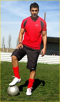 John Abraham on the set of the Bollywood film Goal (2007), the production on which Kevin George served as his body double during filming that summer.