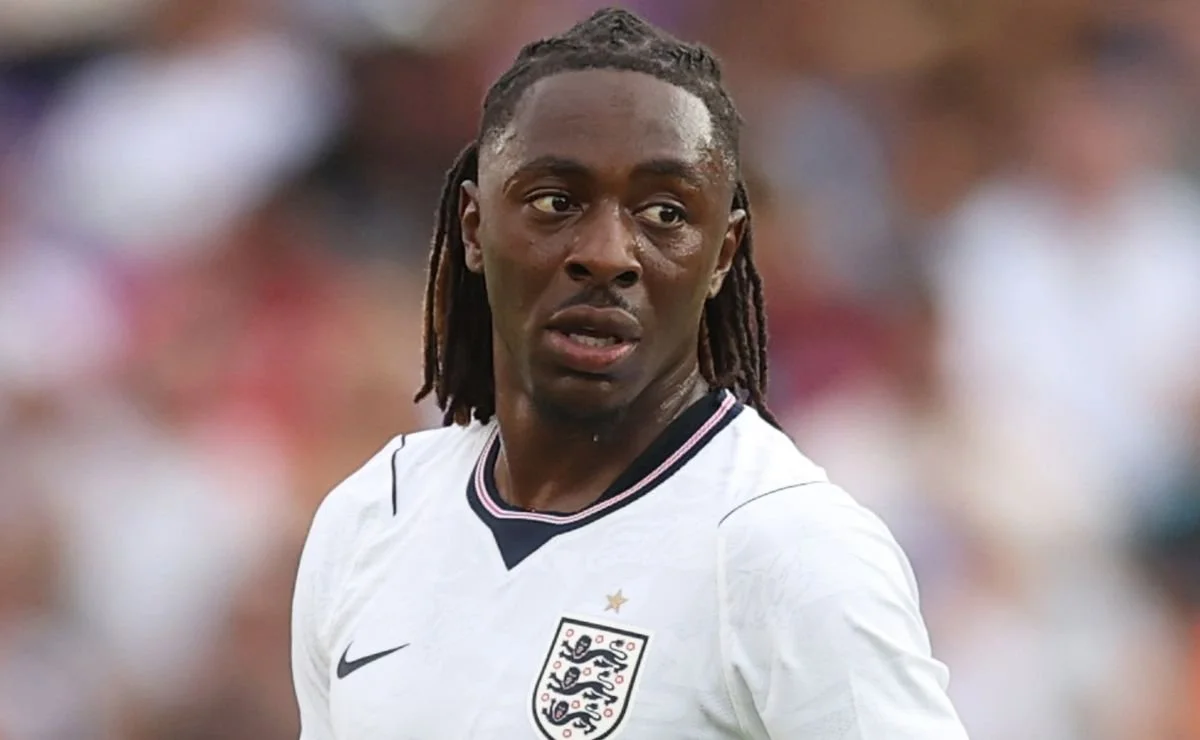 Eberechi Eze during a game for England