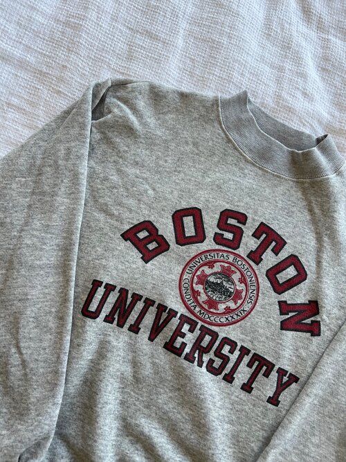 vintageU - Vintage Boston University Clothes