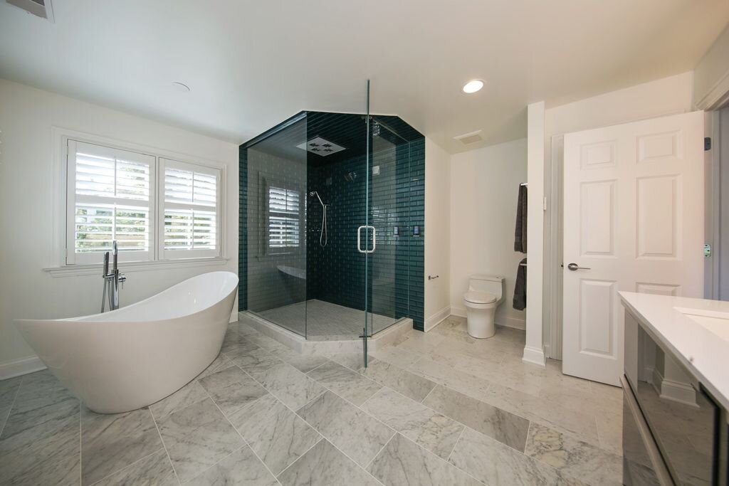 Master Bath.jpg