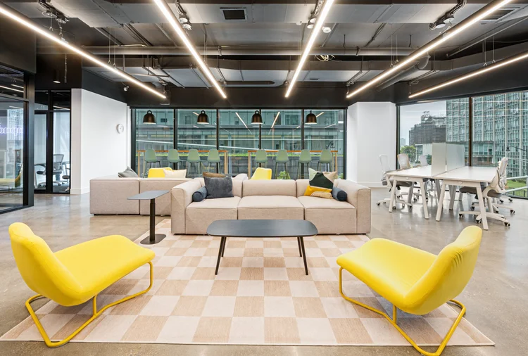15 Central amenity space