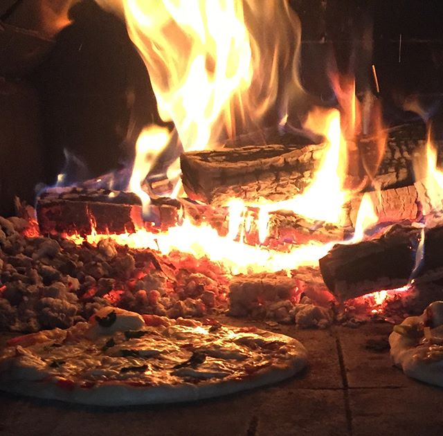 It was a beautiful night for pizza. #pizzaoven #woodburningoven