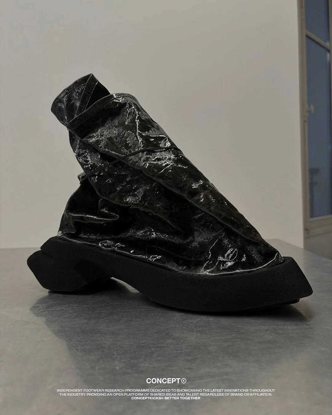 The Slondron by Demon :: between craft and abstraction

The Slondron by @demon____official merges the industrial heritage of Montebelluna with a contemporary sculptural identity. Handcrafted in Italy, the silhouette features an Allux patent eco-leath