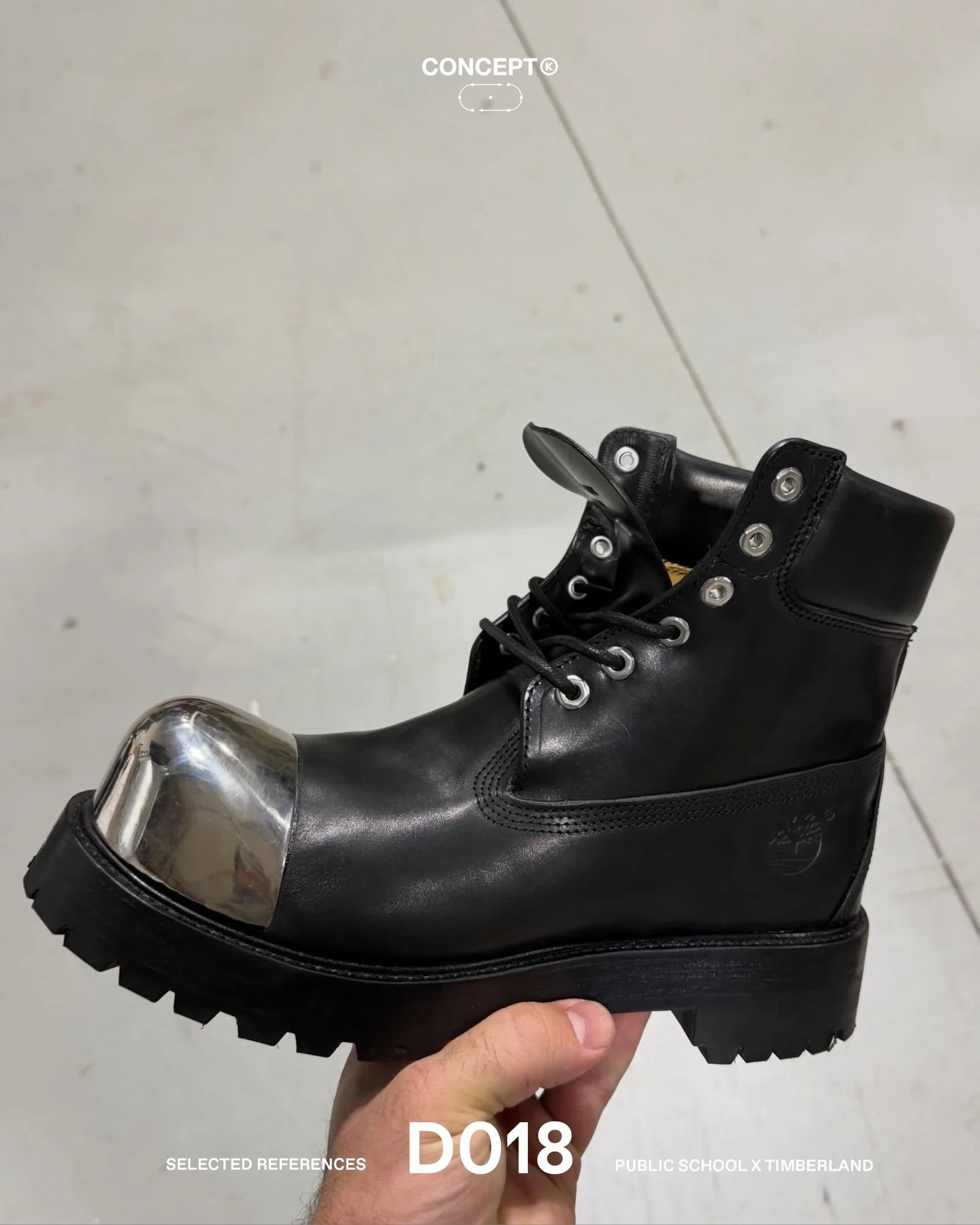 (D)evelopment&rarr; PUBLIC SCHOOL x Timberland Met Gala Boot.

Engineered and handmade inside Timberland&rsquo;s bespoke workshop &ldquo;The Shed&rdquo; in New Hampshire, only two pairs of these boots were created for Maxwell Osborne and Dao-Yi Chow 