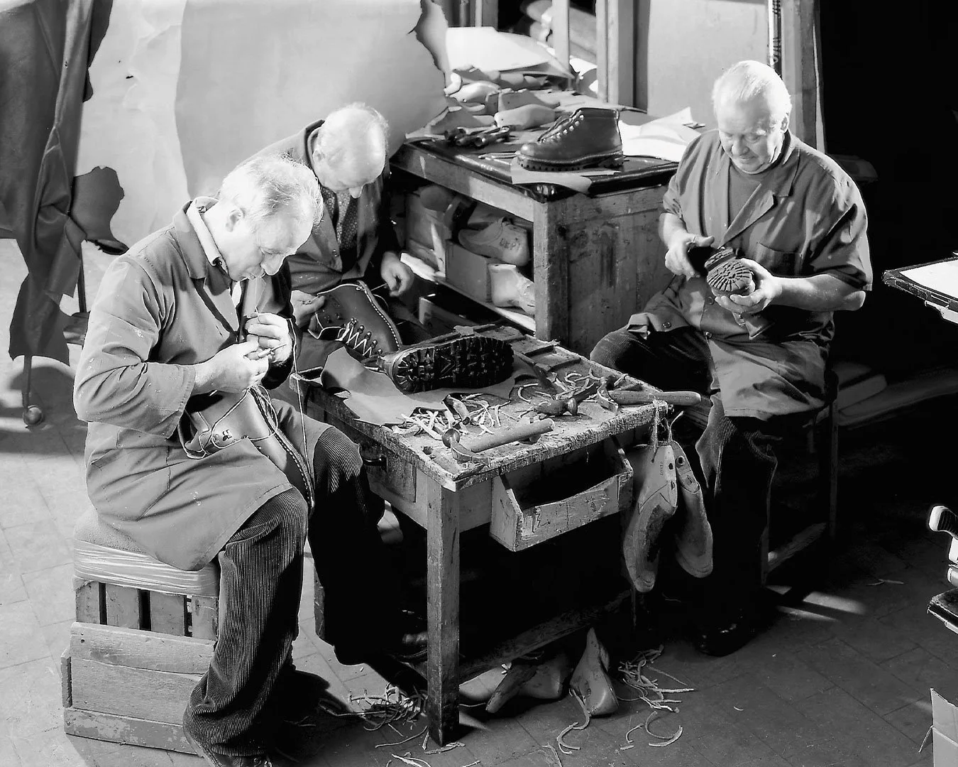 Scarpa_Manufacturing_2.jpg (Copy)