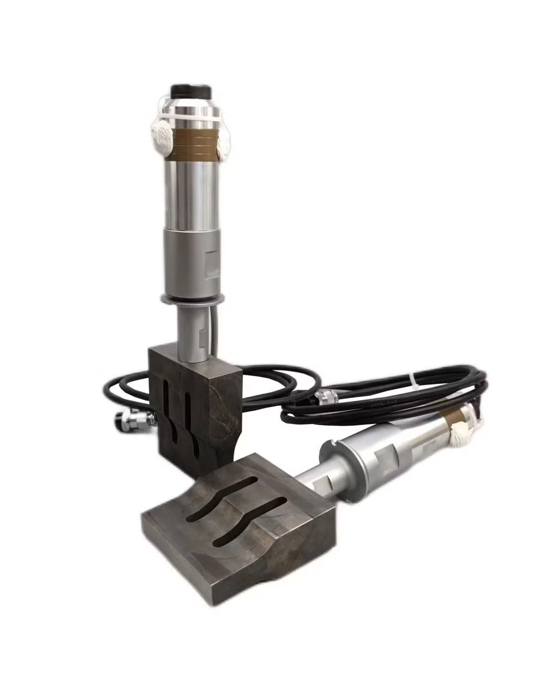 High-Quality-20kHz-Ultrasonic-Welding-Device-for-Making-Shoes-and-Surgical-Suits.jpg