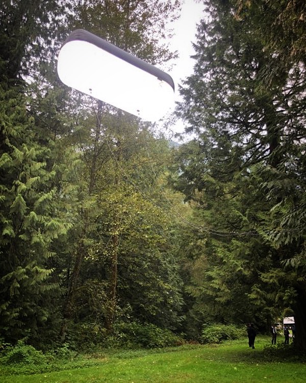 We&rsquo;re flying a 7.2KW HMI Tube with built In reflector deep in the woods in Coquitlam, BC.
.
.
.
.
#lightingballoon #hmi #new #levelup #bcfilm #dop #gaffer #light #spacelighting #iatse #lighteverywhere #lightquality #onset #setlife #filmlights #