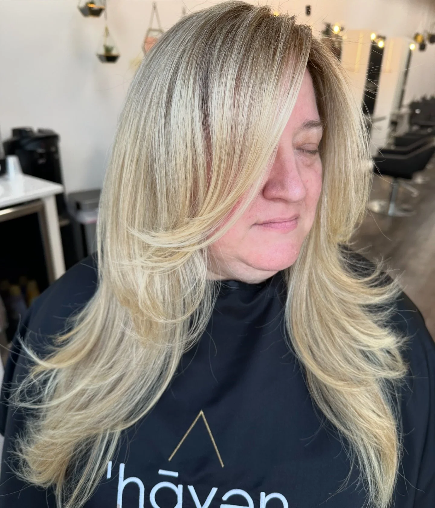 ✨D E I R D R E ✨ highlights make everything better.. obsessed with this tone (and this beauty) #HairByAmanduhh @havensalonny ⠀ &bull;⠀
⠀
&bull;⠀
⠀
&bull;⠀
⠀
&bull;⠀
⠀
&bull;
⠀
&bull;⠀
#modernsalon #longislandny #saloneducation #behindthechair #hair #