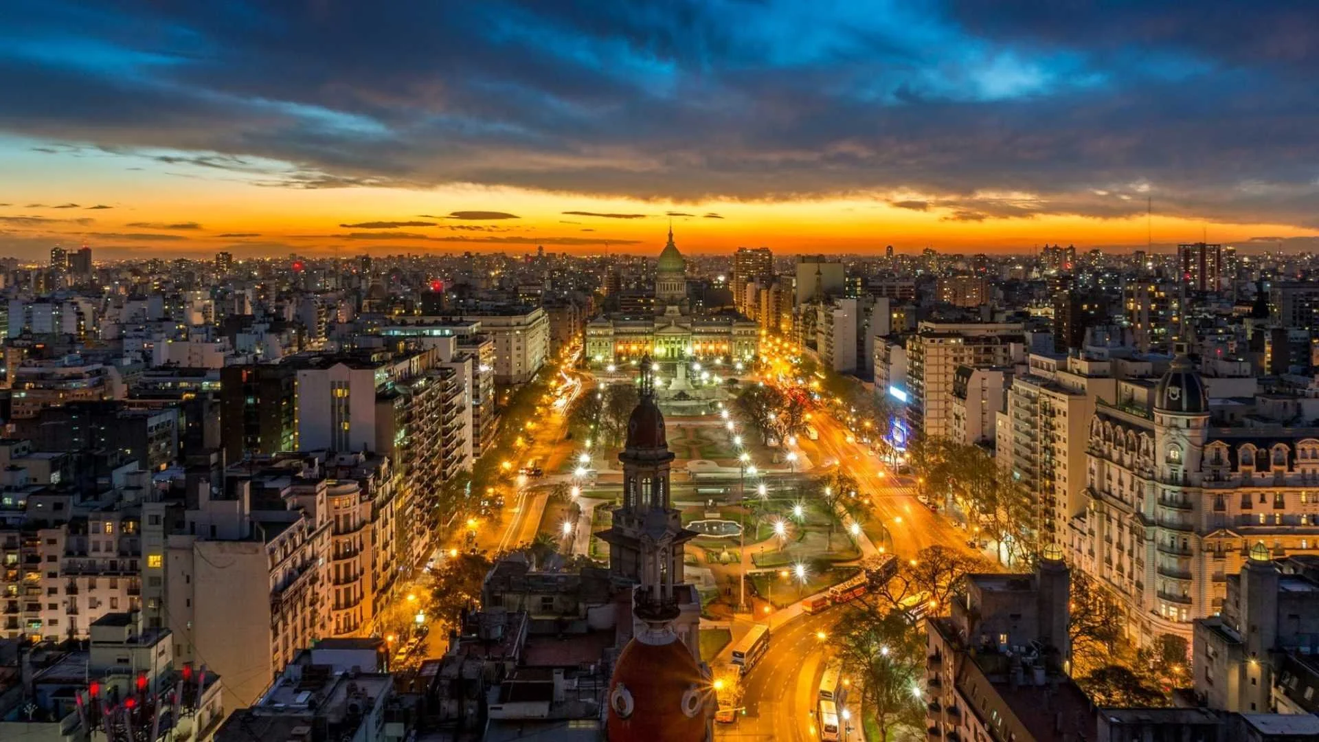 Buenos-Aires-in-night.jpg