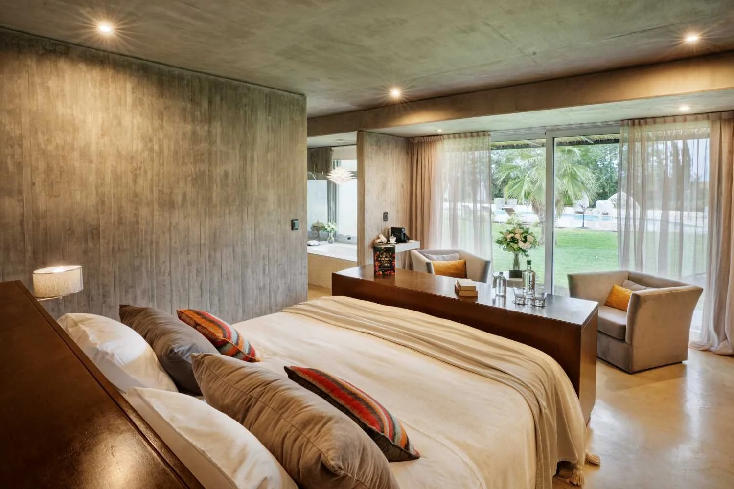 Your 5-Star Accommodations12.jpg