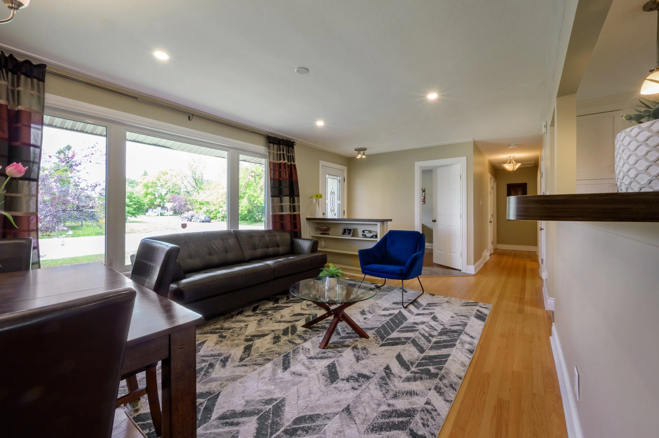 20majesticdrive-2026-housephotos-12.jpg